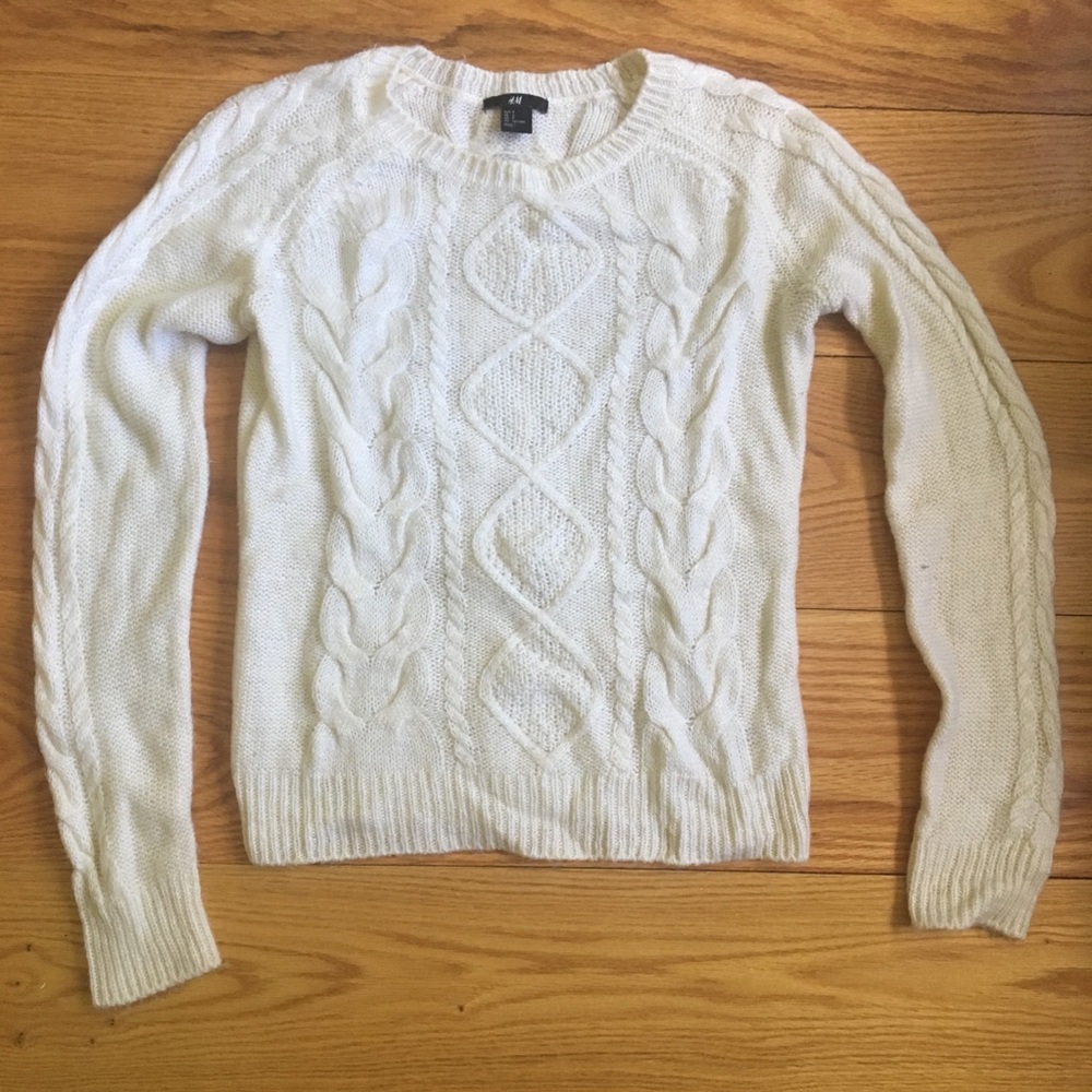 H&M cream cable knit sweater
